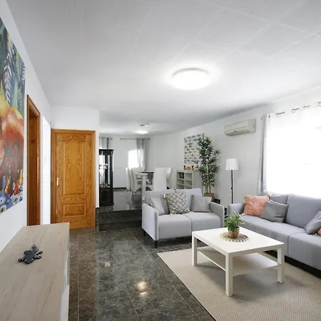 Oasis Costa Dorada 别墅